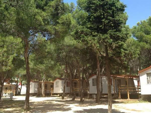 Camp Porat Ξενοδοχείο Povljana Εξωτερικό φωτογραφία